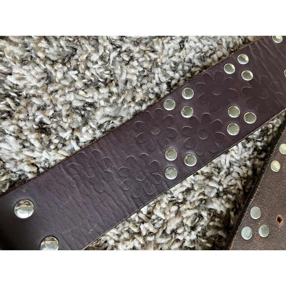 Riding Sport Studded Brown Leather Belt With Daisy Print Detail Size 34